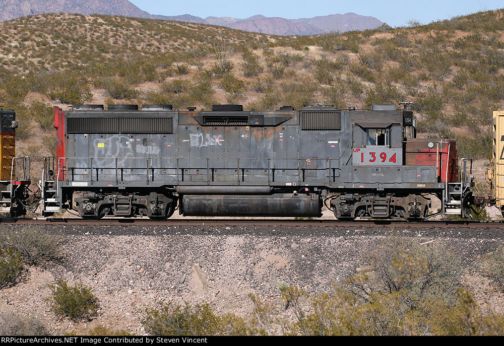 Union Pacific GP40-2 #1394